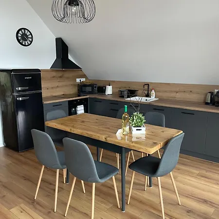 Anna - V Nizkych Tatrach Lazisko