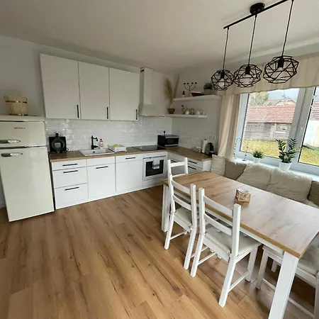 Anna - V Nizkych Tatrach Lazisko