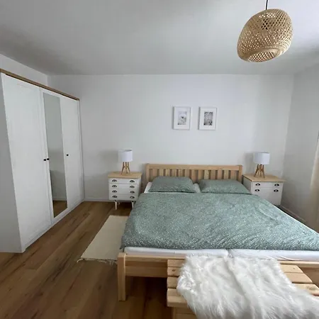 Anna - V Nizkych Tatrach * Lazisko